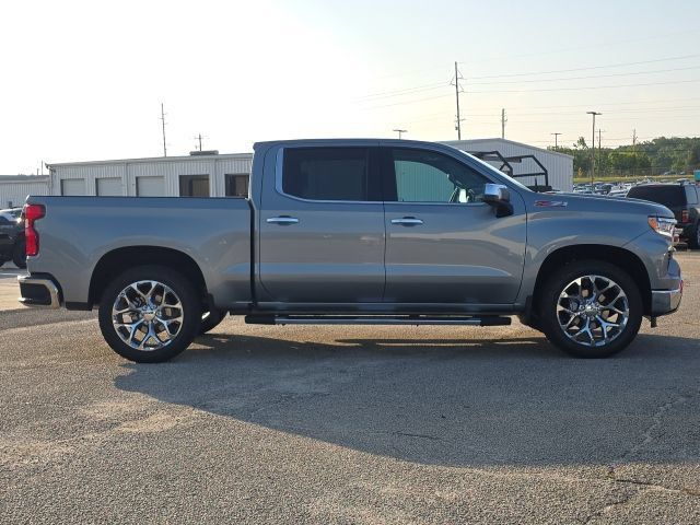 Used 2026 Chevrolet Silverado 1500 LTZ w/ LTZ Premium Package AWD/4WD image 6