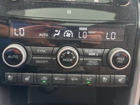 Used 2019 Subaru Ascent Touring w/ Popular Package #3 AWD/4WD image 28