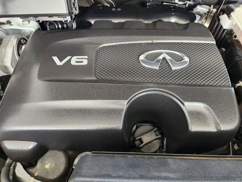 Used 2017 INFINITI QX60 FWD w/ Deluxe Technology Package image 34