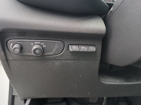 Certified 2023 Buick Envision Avenir FWD image 18