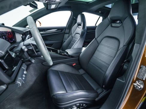 Certified 2025 Porsche Panamera GTS AWD/4WD image 5