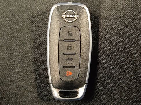 Used 2025 Nissan Sentra SV FWD image 32