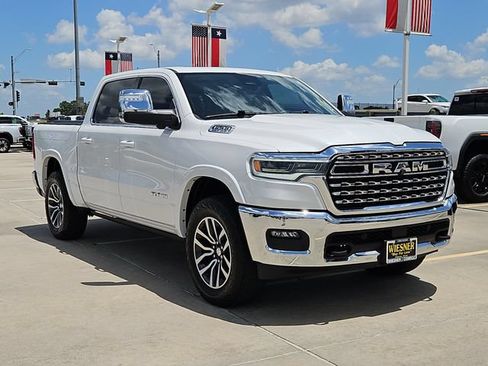 Used 2025 RAM 1500 Limited AWD/4WD image 3