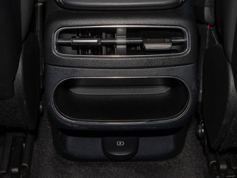 Used 2024 Genesis GV70 2.5T image 19