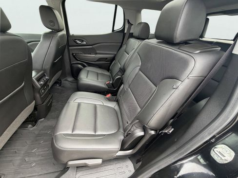 Used 2023 GMC Acadia SLT w/ Elevation Edition AWD/4WD image 17