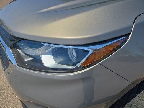 Used 2019 Chevrolet Equinox LT image 17