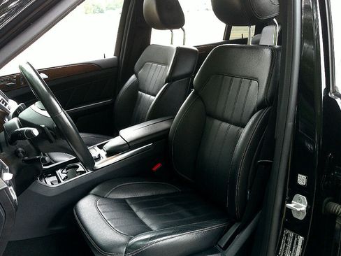 Used 2015 Mercedes-Benz GL 450 4MATIC image 42