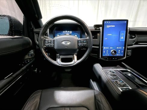 Used 2023 Ford Expedition Max Platinum AWD/4WD image 14