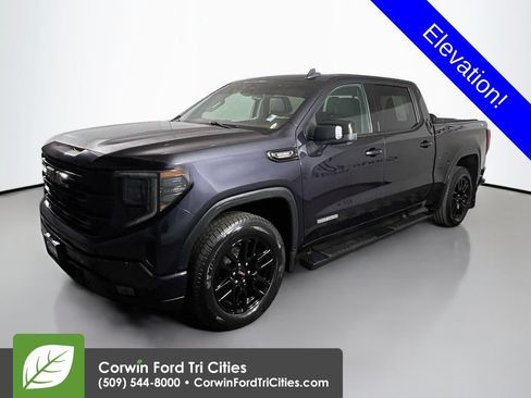 Used 2022 GMC Sierra 1500 Elevation w/ Elevation Premium Package AWD/4WD image 5