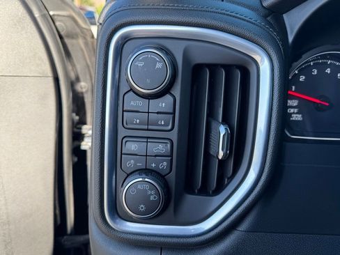 Used 2019 Chevrolet Silverado 1500 LT Trail Boss w/ Bed Protection Package AWD/4WD image 25