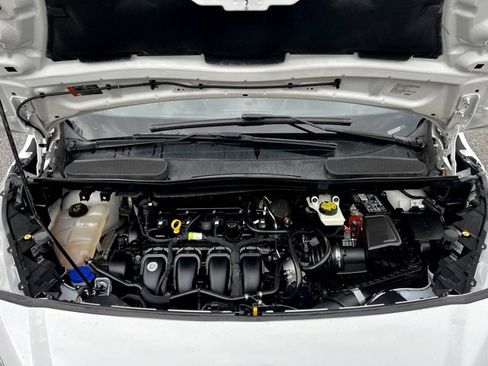 Used 2019 Ford Transit Connect XLT image 41