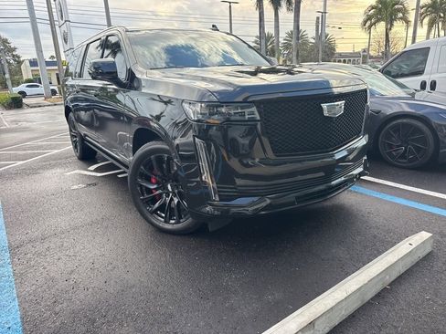 Used 2023 Cadillac Escalade ESV Sport w/ LPO, ONYX Package image 1