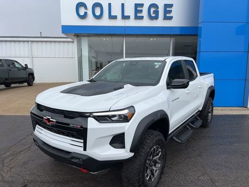 New 2026 Chevrolet Colorado ZR2 w/ Technology Package AWD/4WD image 1