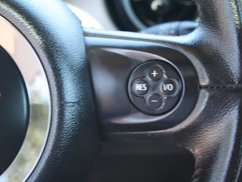Used 2011 MINI Cooper Hardtop FWD image 14