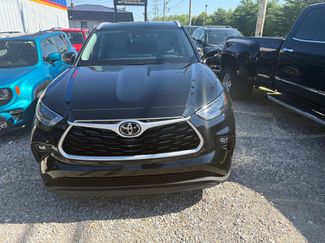 Used 2024 Toyota RAV4 LE image 1