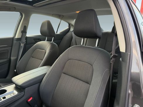 New 2025 Nissan Altima 2.5 SV w/ SV Premium Package image 24