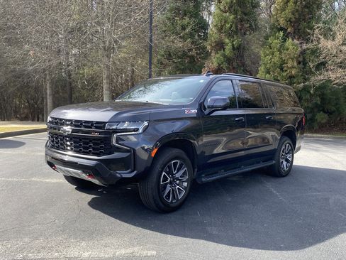 Used 2023 Chevrolet Suburban Z71 image 5