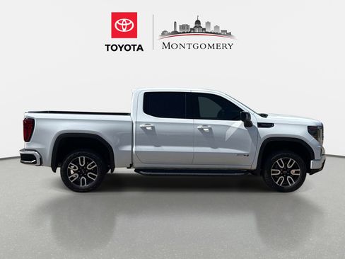 Used 2023 GMC Sierra 1500 AT4 w/ AT4 Premium Package AWD/4WD image 2