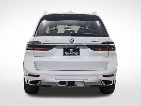 Used 2024 BMW X7 xDrive40i w/ Executive Package AWD/4WD image 4