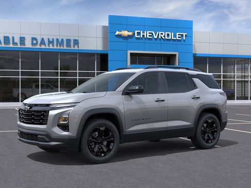 New 2026 Chevrolet Equinox LT w/ Convenience Package II AWD/4WD image 2