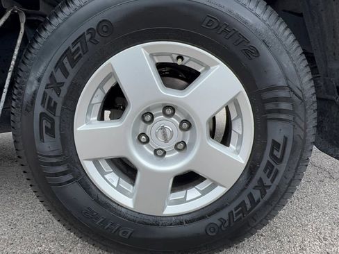 Used 2007 Nissan Frontier SE w/ SE Value Truck Pkg image 23