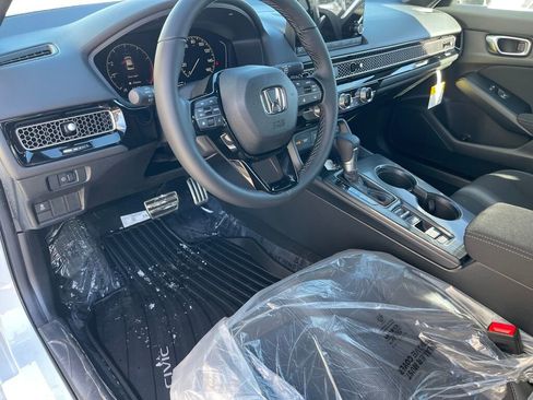 Certified 2025 Honda Civic Sport image 6