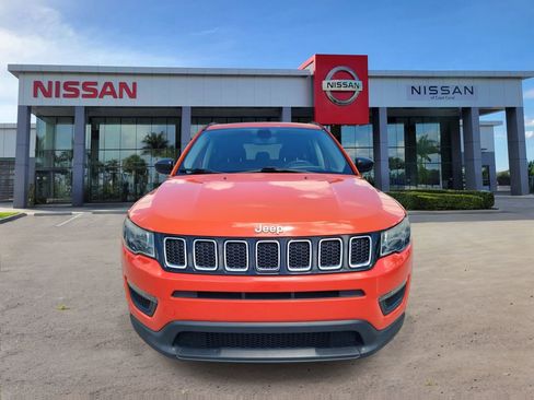Used 2019 Jeep Compass Sport FWD image 9