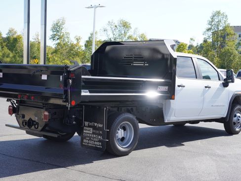 New 2025 GMC Sierra 3500 Pro w/ Convenience Package AWD/4WD image 7