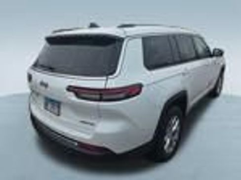 Used 2022 Jeep Grand Cherokee L Limited image 4