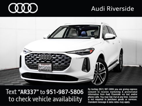 Certified 2025 Audi Q5 Premium w/ Convenience Package image 1