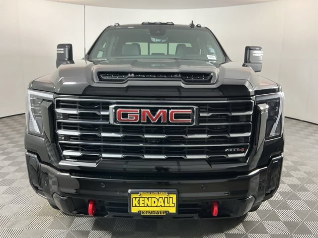 Used 2025 GMC Sierra 3500 AT4 w/ AT4 Premium Plus Package AWD/4WD image 2