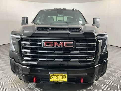 Used 2025 GMC Sierra 3500 AT4 w/ AT4 Premium Plus Package AWD/4WD image 2