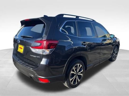 Used 2019 Subaru Forester Limited w/ Popular Package #3 image 9