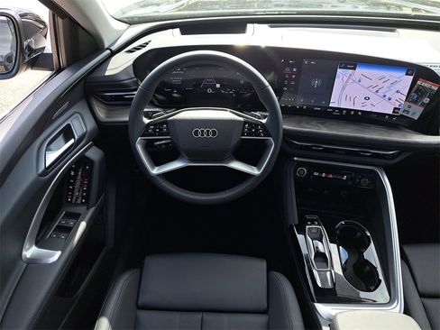 New 2025 Audi Q5 Premium Plus image 23