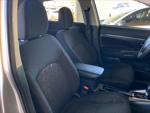 Used 2024 Mitsubishi Outlander Sport ES image 9