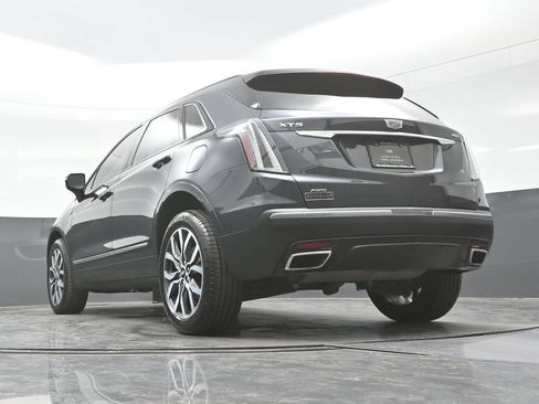 Certified 2022 Cadillac XT5 Sportv w/ LPO, Floor Liner Package AWD/4WD image 22