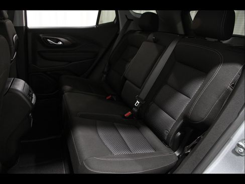 Certified 2024 GMC Terrain SLE w/ Driver Convenience Package AWD/4WD image 19