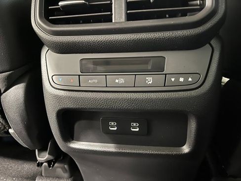 New 2026 Honda Pilot Touring image 24