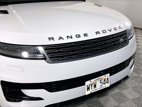 Used 2023 Land Rover Range Rover Sport SE AWD/4WD image 30