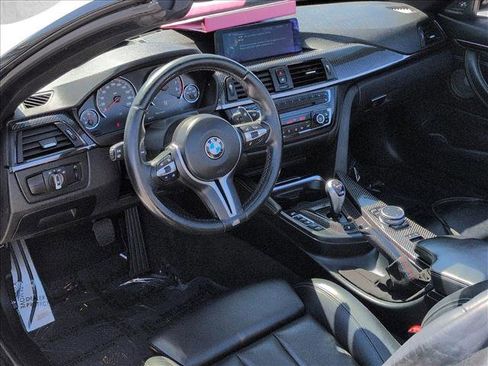 Used 2015 BMW M4 Convertible RWD image 11