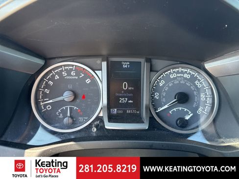 Used 2021 Toyota Tacoma Limited AWD/4WD image 20