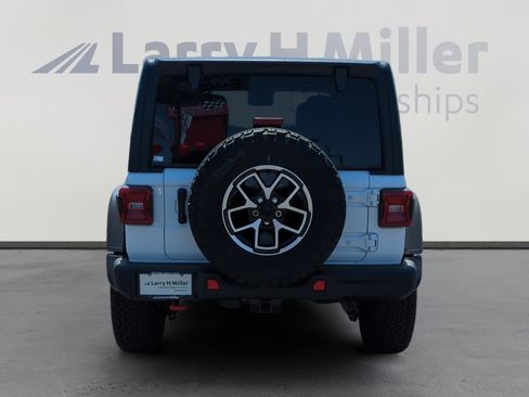 New 2025 Jeep Wrangler Unlimited Rubicon w/ Steel Bumper Group image 4