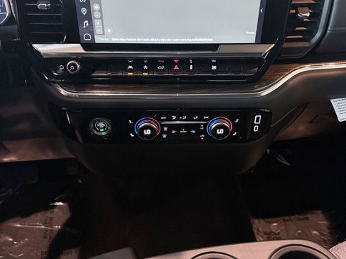 Used 2024 GMC Sierra 1500 Elevation AWD/4WD image 41