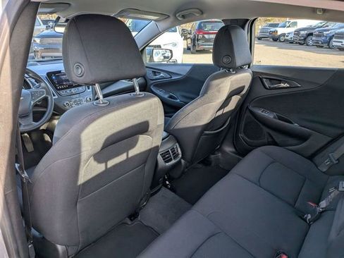 Used 2024 Chevrolet Malibu LT image 25