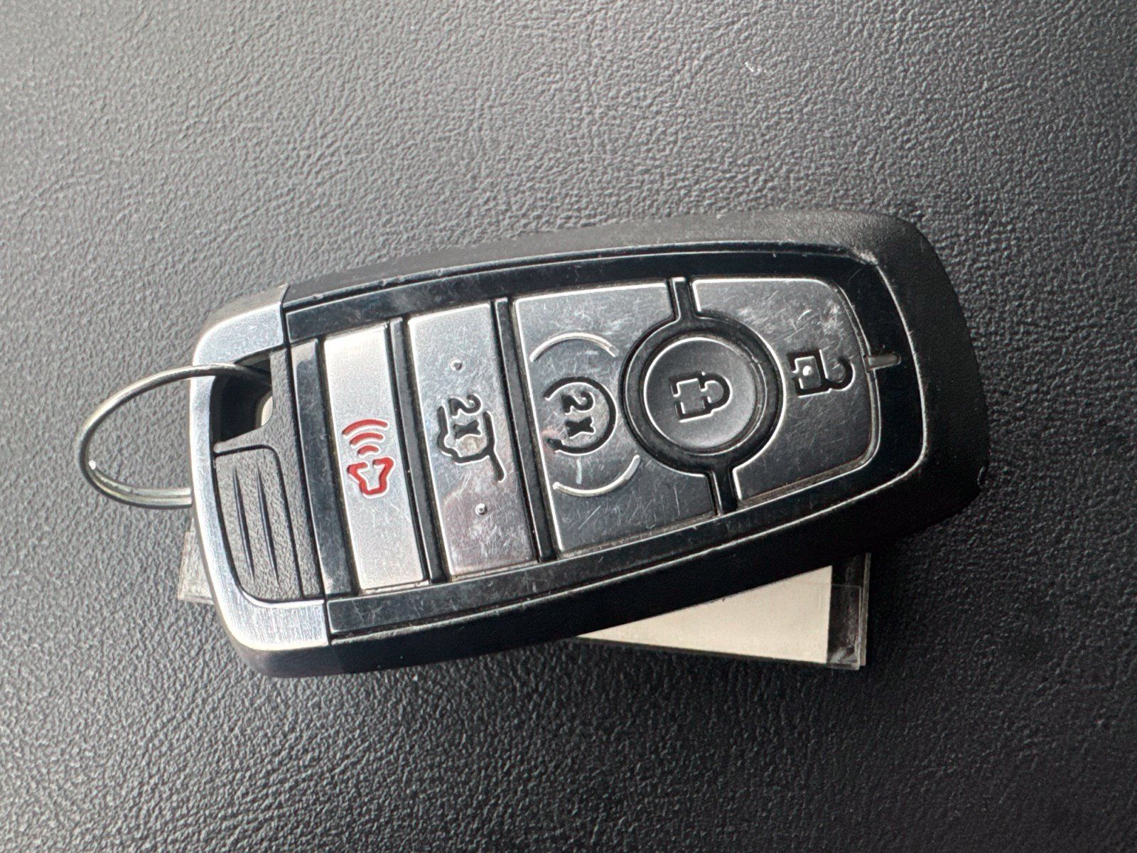 Used 2025 Ford Explorer ST-Line w/ ST-Line Street Pack AWD/4WD image 38