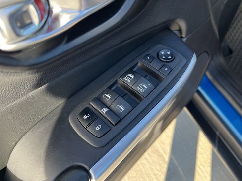 Used 2022 Jeep Cherokee Latitude image 17