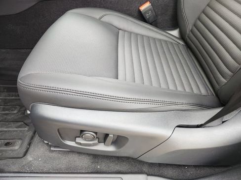 Used 2025 Land Rover Discovery Sport S AWD/4WD image 17
