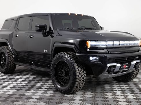 Used 2025 GMC Hummer EV 2X AWD/4WD image 10