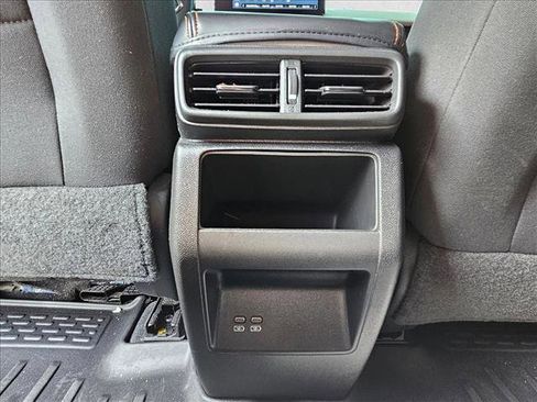 Used 2024 Honda Prologue EX image 17