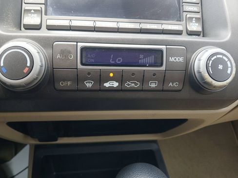Used 2007 Honda Civic Hybrid Sedan image 19